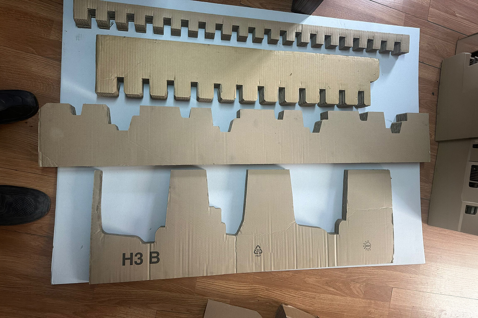 Distanziali multistrato in cartone ondulato