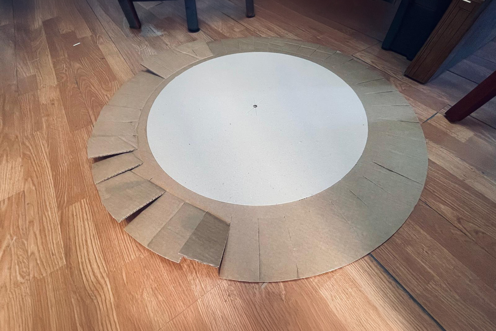 Protezioni in cartone ondulato e cartoncino assemblato_